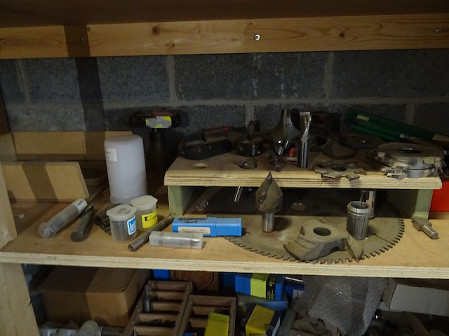 Inhoud kast - afbeelding 14 van  18