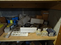 Inhoud kast - afbeelding 16 van  18