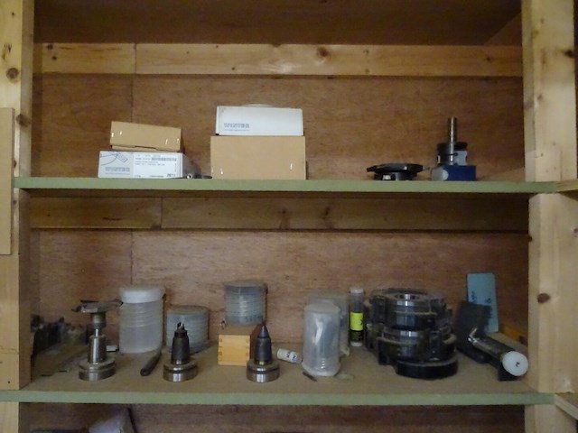 Inhoud kast - afbeelding 18 van  18