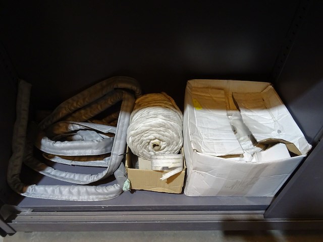 Inhoud kast - afbeelding 13 van  20