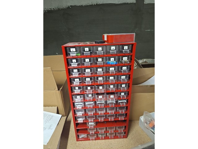 Inhoud kelder - afbeelding 6 van  14