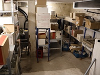 Inhoud kelder - afbeelding 1 van  12