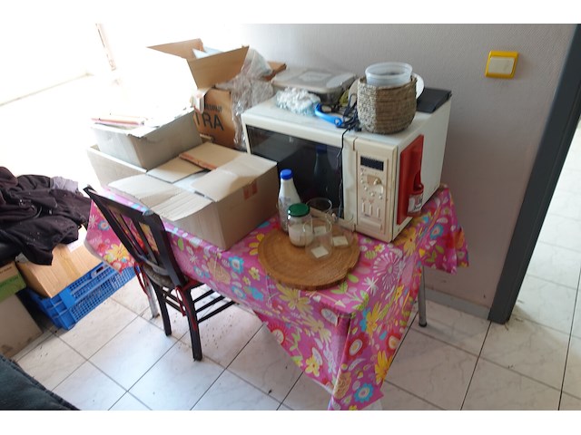 Inhoud keuken + rest - afbeelding 2 van  9
