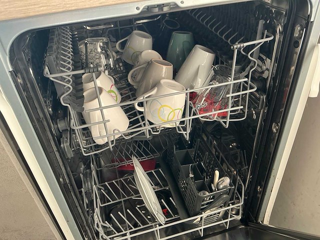 Inhoud keuken - afbeelding 1 van  4