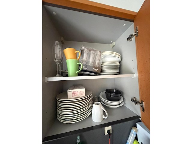 Inhoud keuken - afbeelding 16 van  18