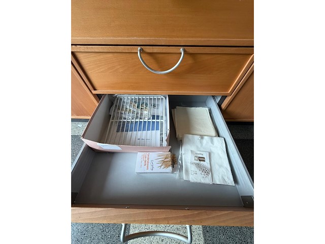 Inhoud keuken - afbeelding 18 van  18