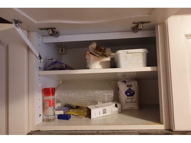 Inhoud keuken - afbeelding 7 van  22