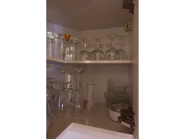 Inhoud keuken - afbeelding 8 van  22