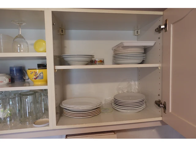Inhoud keuken - afbeelding 10 van  22