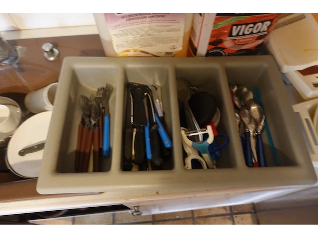 Inhoud keuken - afbeelding 20 van  22