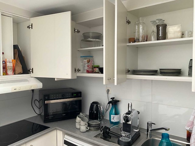 Inhoud keuken - afbeelding 1 van  12