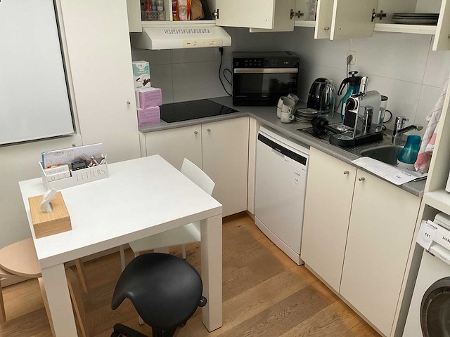 Inhoud keuken - afbeelding 5 van  12