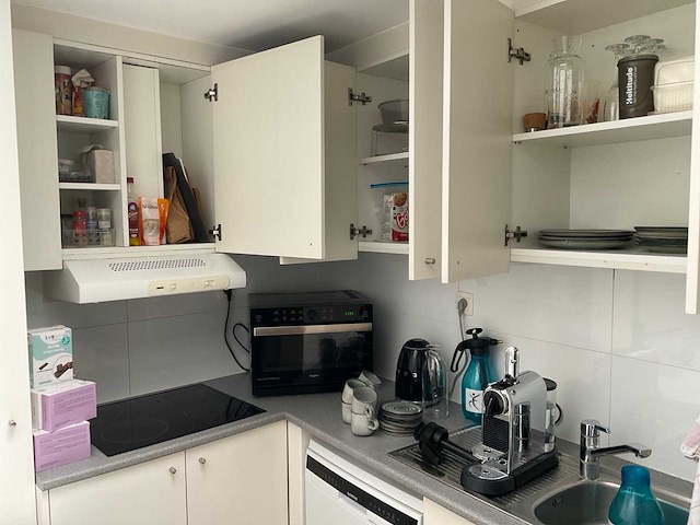 Inhoud keuken - afbeelding 6 van  12