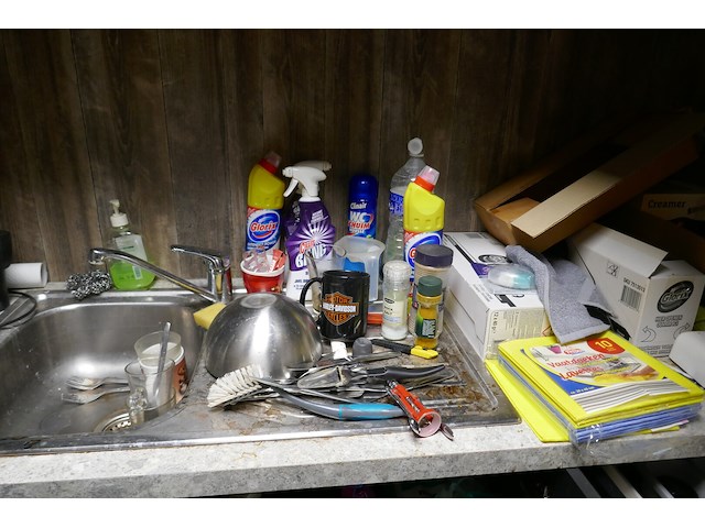 Inhoud keukenkasten - afbeelding 5 van  10