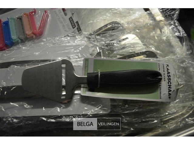 Inhoud kist partij div keukenmaterialen - afbeelding 3 van  7