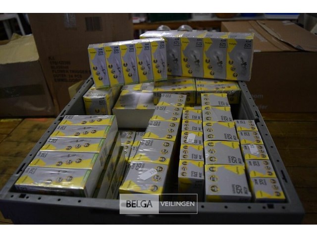 Inhoud kist partij div soorten lampen - afbeelding 2 van  3