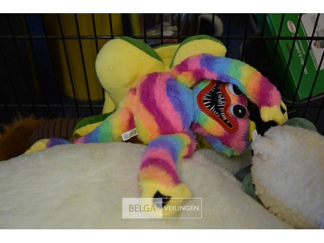 Inhoud korf div knuffels - afbeelding 2 van  4