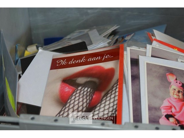 Inhoud korf partij div. wenskaarten - afbeelding 3 van  6