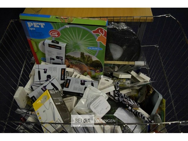 Inhoud korf - afbeelding 1 van  6