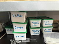 Inhoud legger - div voeding en div prikkers - afbeelding 3 van  3