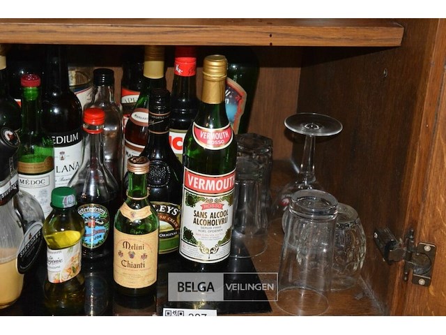 Inhoud legger div drank - afbeelding 4 van  4