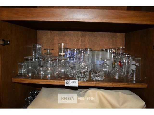 Inhoud legger div glazen - afbeelding 1 van  4