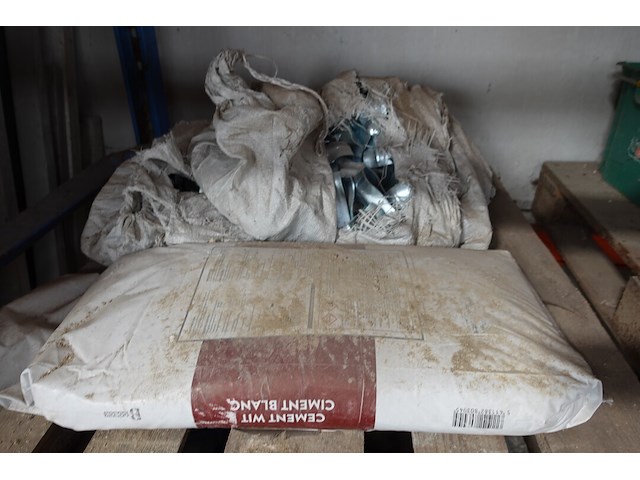 Inhoud ligger - afbeelding 5 van  9