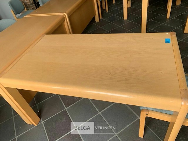 Inhoud lokaal (raadszaal) - afbeelding 1 van  5