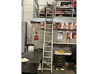 Inhoud magazijn + ladder - afbeelding 2 van  8