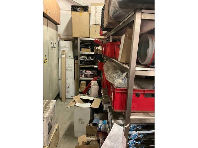 Inhoud magazijn + ladder - afbeelding 3 van  8