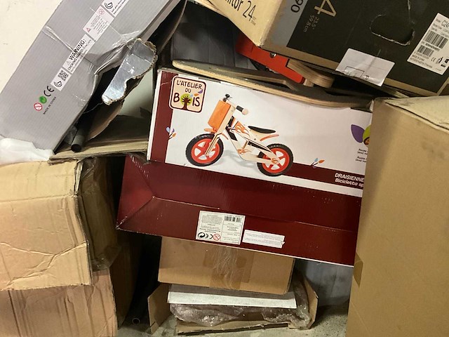 Inhoud magazijn + ladder - afbeelding 5 van  8