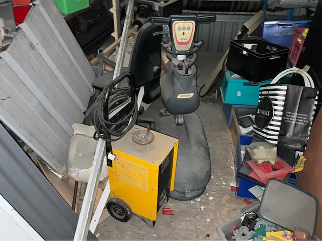 Inhoud magazijn op platform 2 + palletstelling - afbeelding 3 van  6