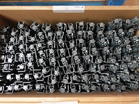 Inhoud magazijn - afbeelding 4 van  26