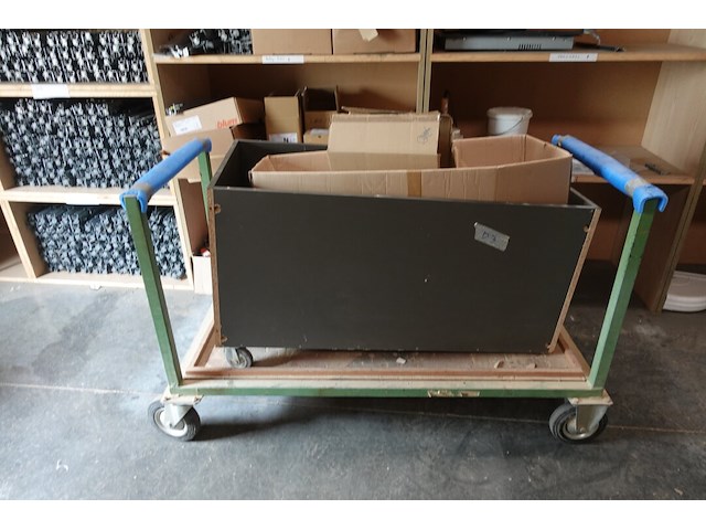 Inhoud magazijn - afbeelding 9 van  26