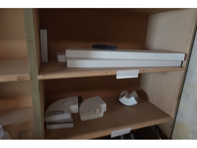 Inhoud magazijn - afbeelding 11 van  26