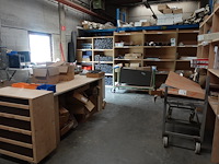 Inhoud magazijn - afbeelding 1 van  26