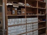 Inhoud magazijn - afbeelding 12 van  26