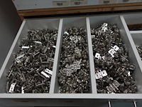 Inhoud magazijn - afbeelding 20 van  26