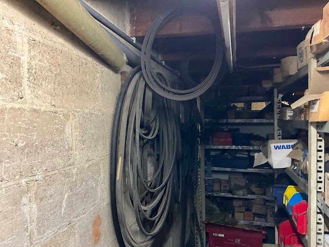 Inhoud magazijn - afbeelding 4 van  96