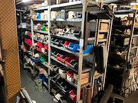 Inhoud magazijn - afbeelding 12 van  96