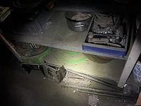 Inhoud magazijn - afbeelding 37 van  96