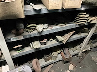 Inhoud magazijn - afbeelding 43 van  96