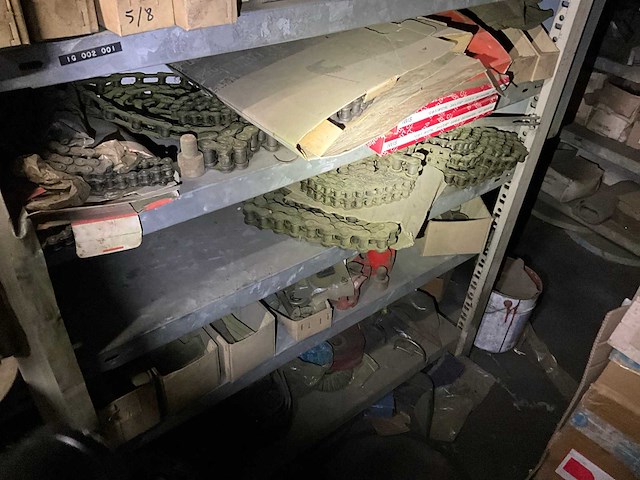 Inhoud magazijn - afbeelding 51 van  96