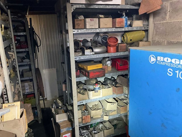 Inhoud magazijn - afbeelding 53 van  96