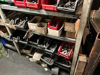 Inhoud magazijn - afbeelding 45 van  96