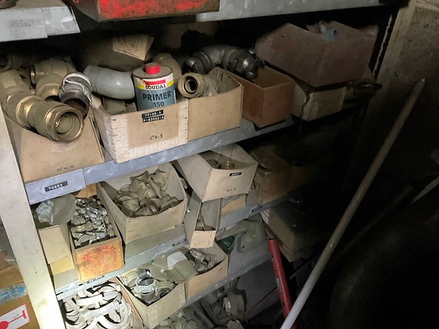 Inhoud magazijn - afbeelding 57 van  96