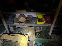 Inhoud magazijn - afbeelding 72 van  96