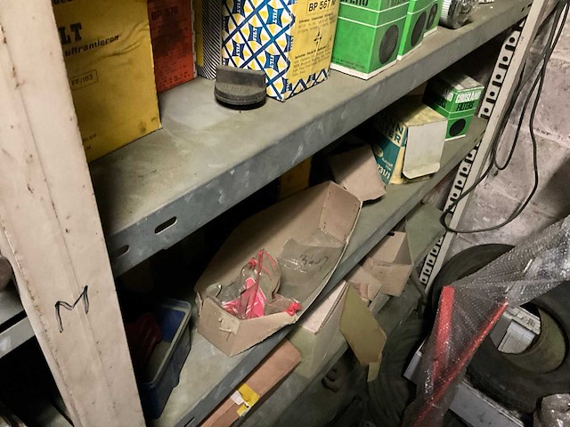 Inhoud magazijn - afbeelding 93 van  96