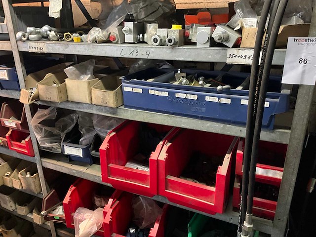 Inhoud magazijn - afbeelding 19 van  25