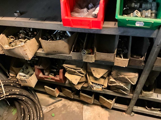 Inhoud magazijn - afbeelding 24 van  25